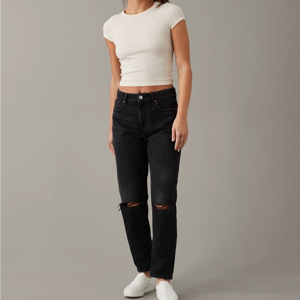 American Eagle Mom Jeans